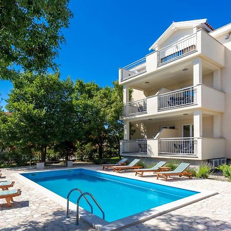2 Bedroom Beautiful Apartment In Pinezici Zewnętrze zdjęcie