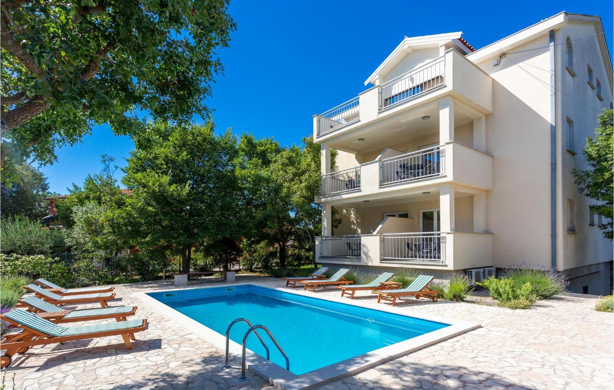 2 Bedroom Beautiful Apartment In Pinezici Zewnętrze zdjęcie